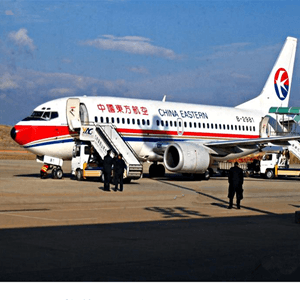 岳阳三荷机场快递航空快运业稳步发展的原因是什么？